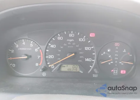 2000 Honda Accord 2.3 Lx from USA, damaged, VIN 1HGCG6655YA132368